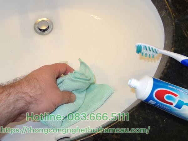 Cách vệ sinh nhà tắm sạch sẽ